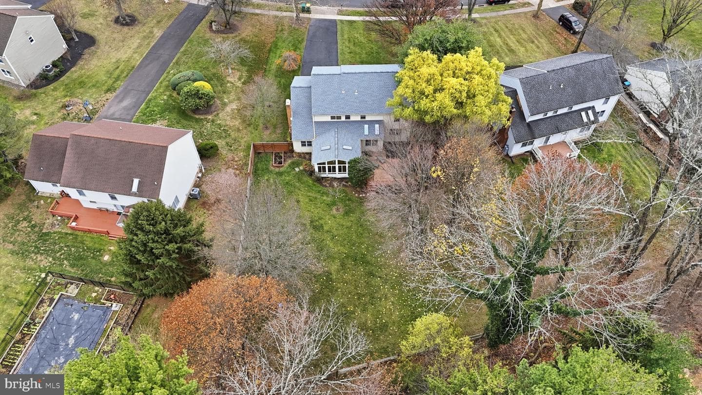 150 Hartford Lane photo 52
