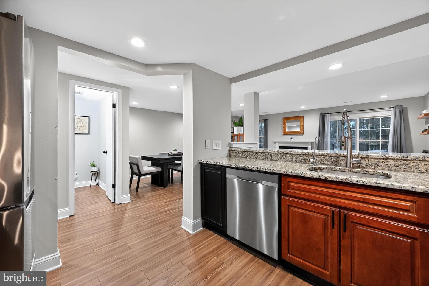 414 Whittier Drive photo 6