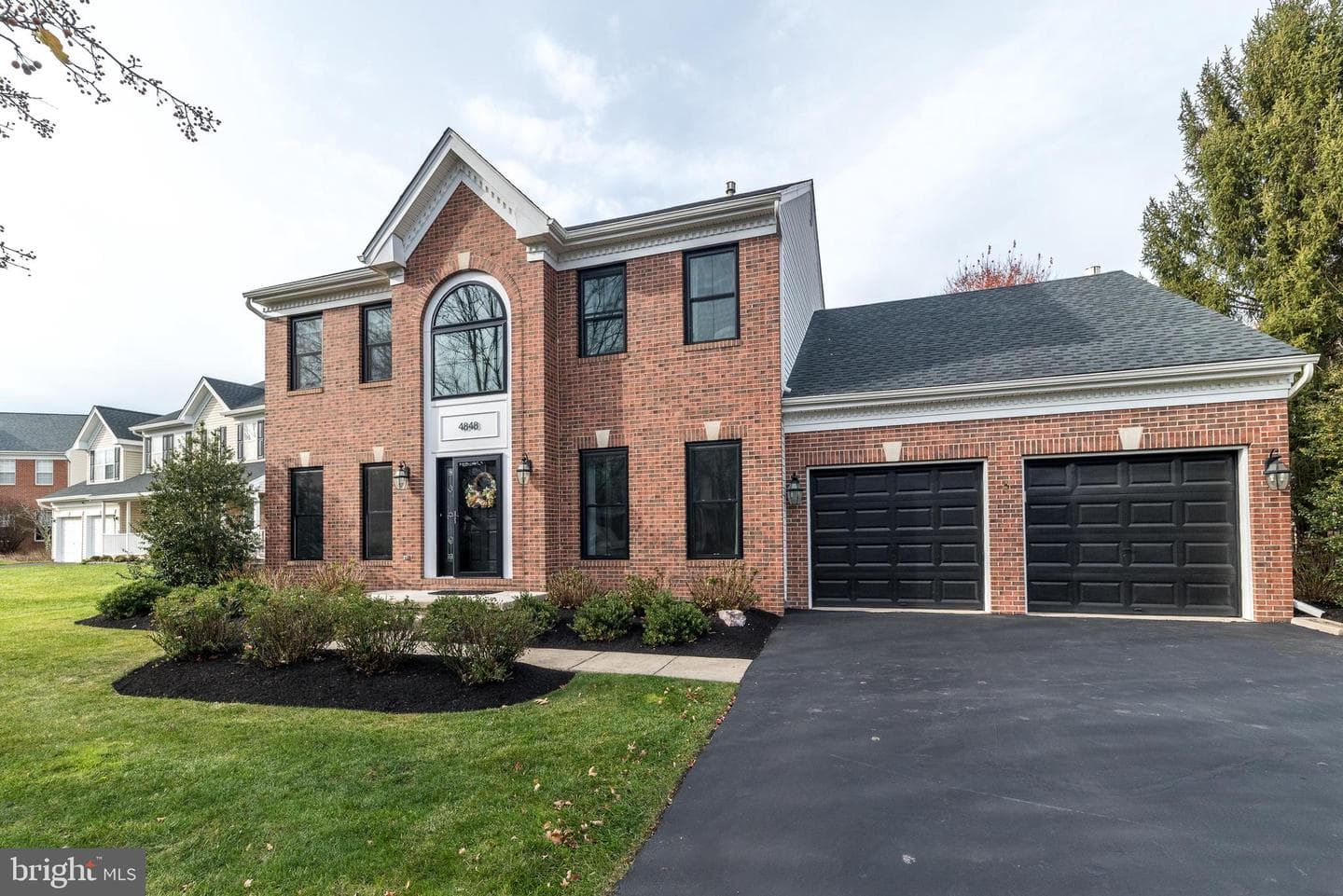 4848 Tall Oak Court photo 2