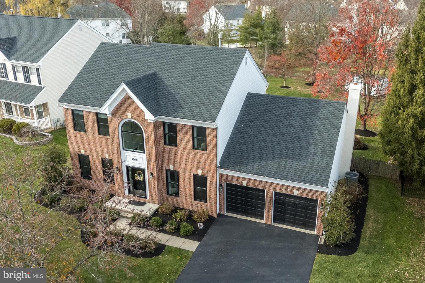 4848 Tall Oak Court photo 3