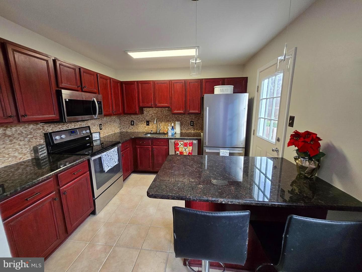 1221 Garden Court photo 29