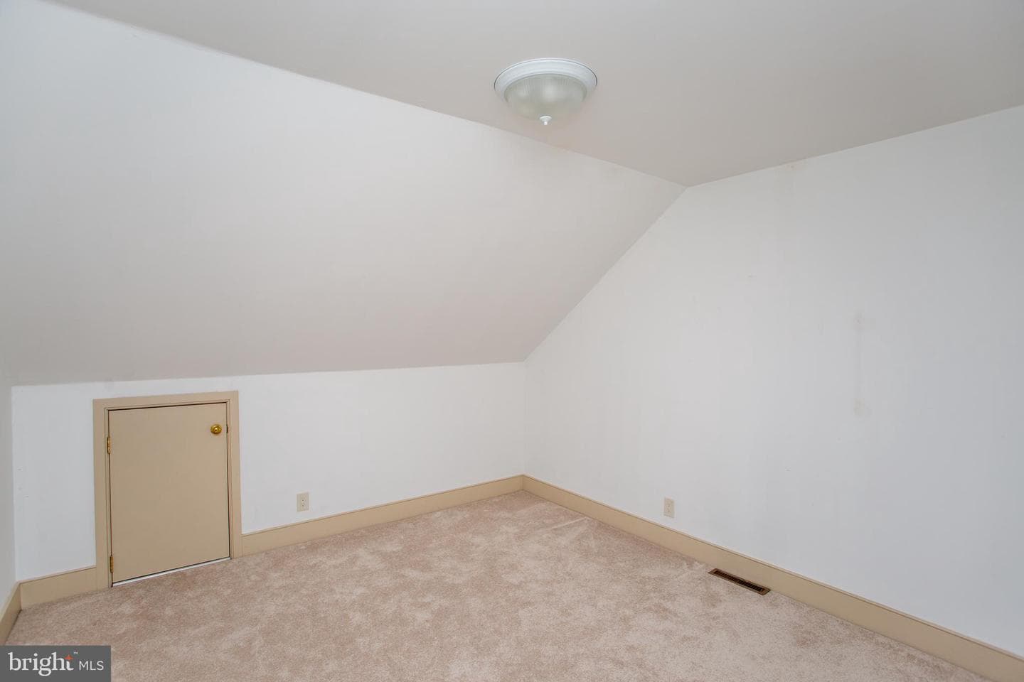 4 Barnes Court photo 48