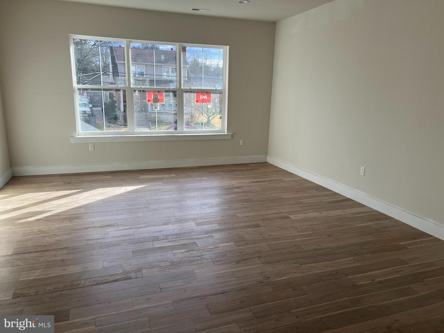 47 W Clymer Ave photo 3