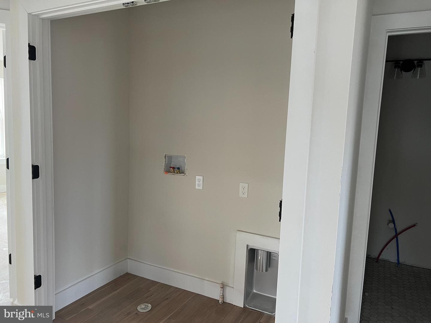 47 W Clymer Ave photo 5