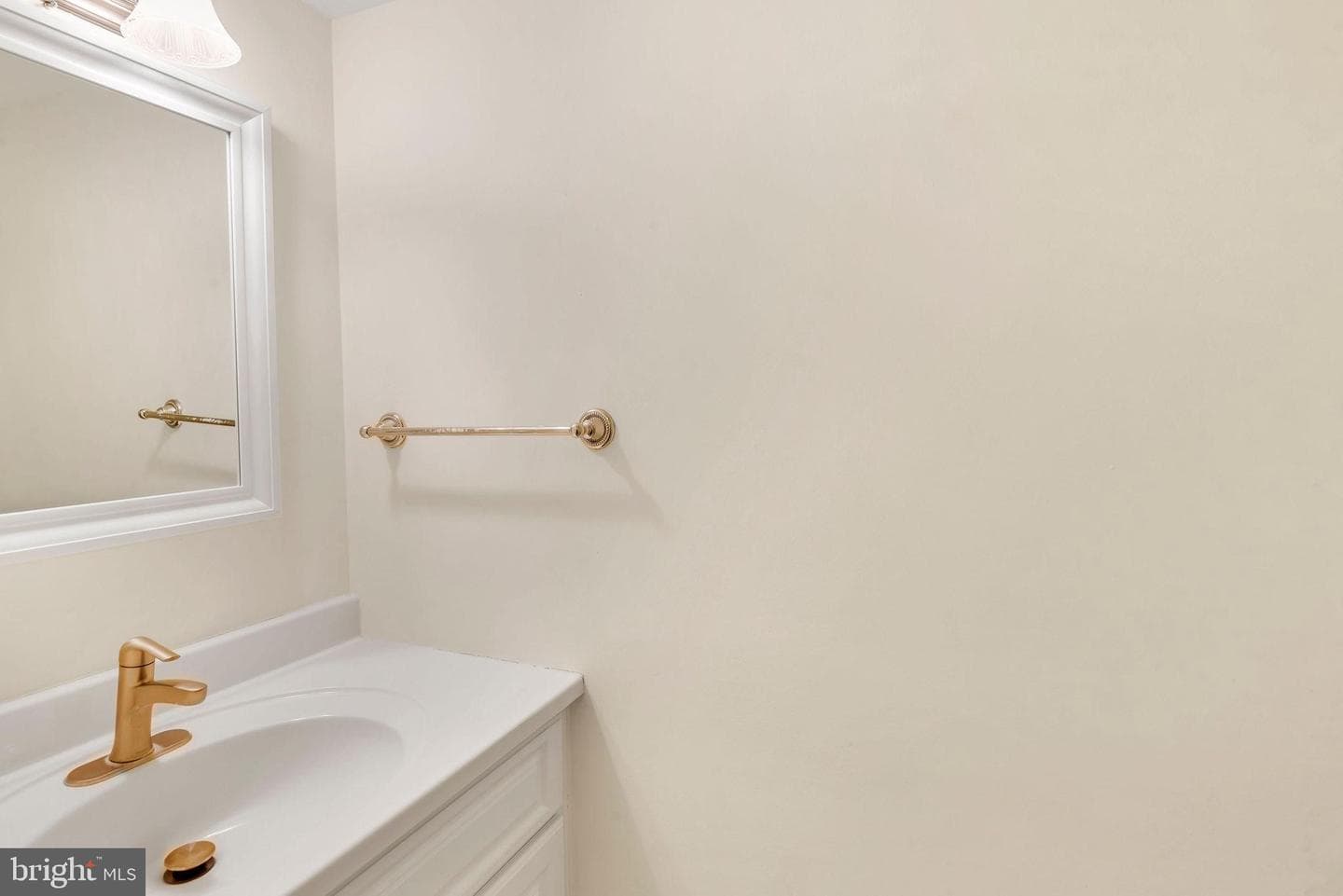 333 Dorset Court photo 15