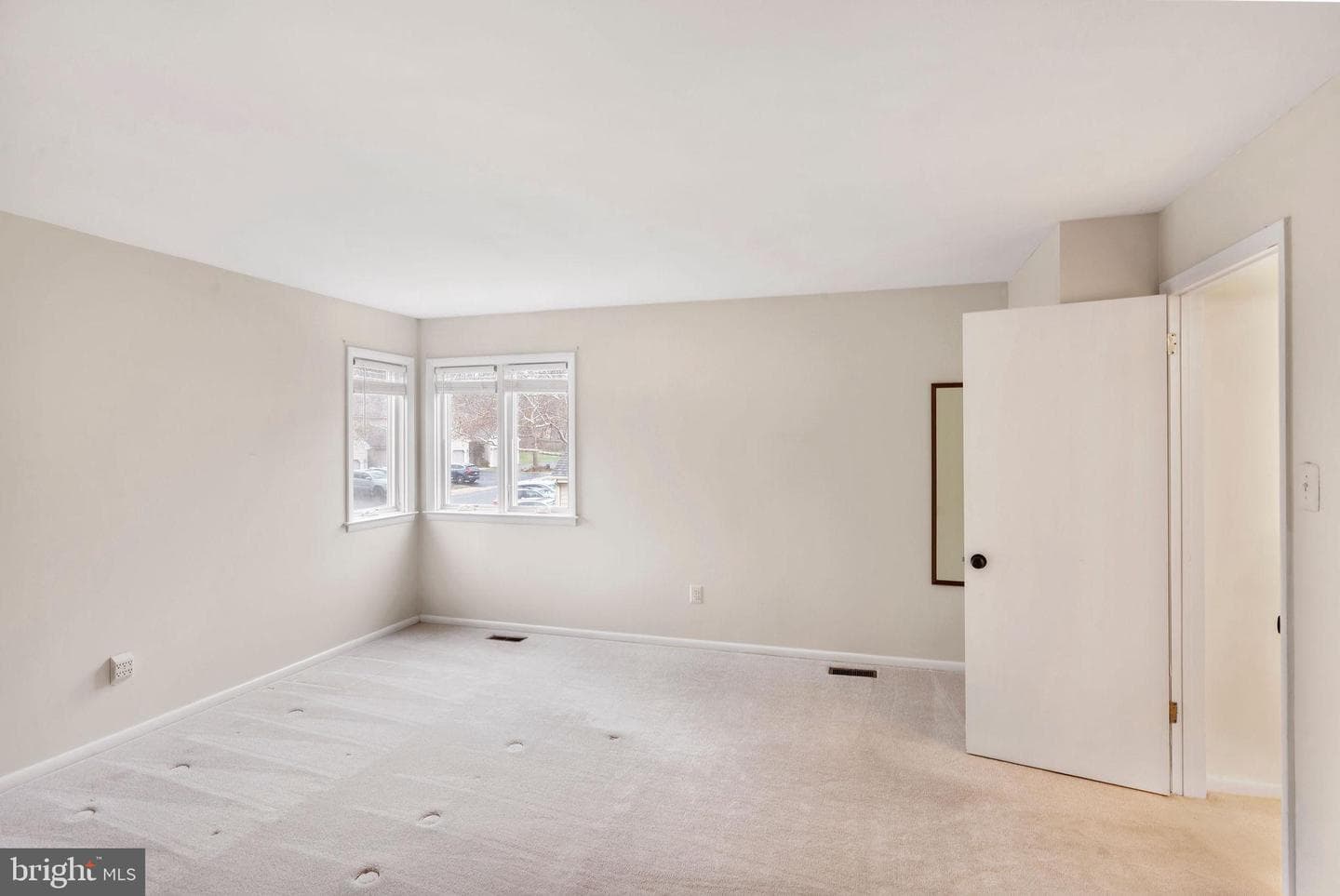 333 Dorset Court photo 17