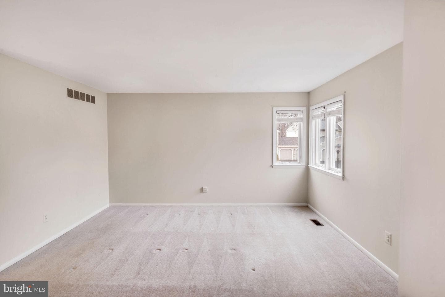 333 Dorset Court photo 18