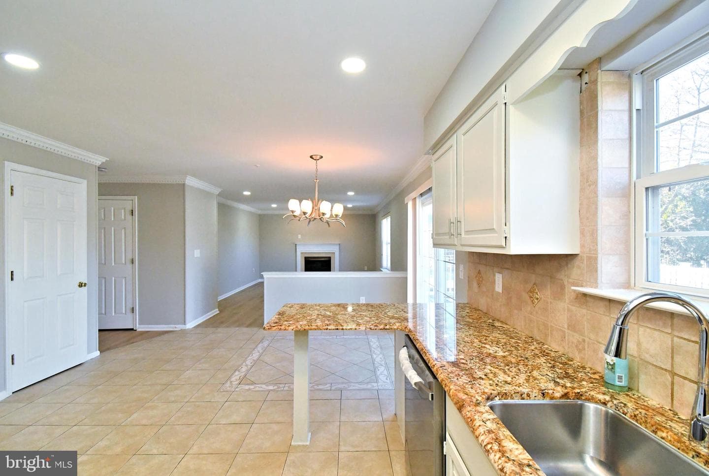 110 Greenfield Lane photo 21
