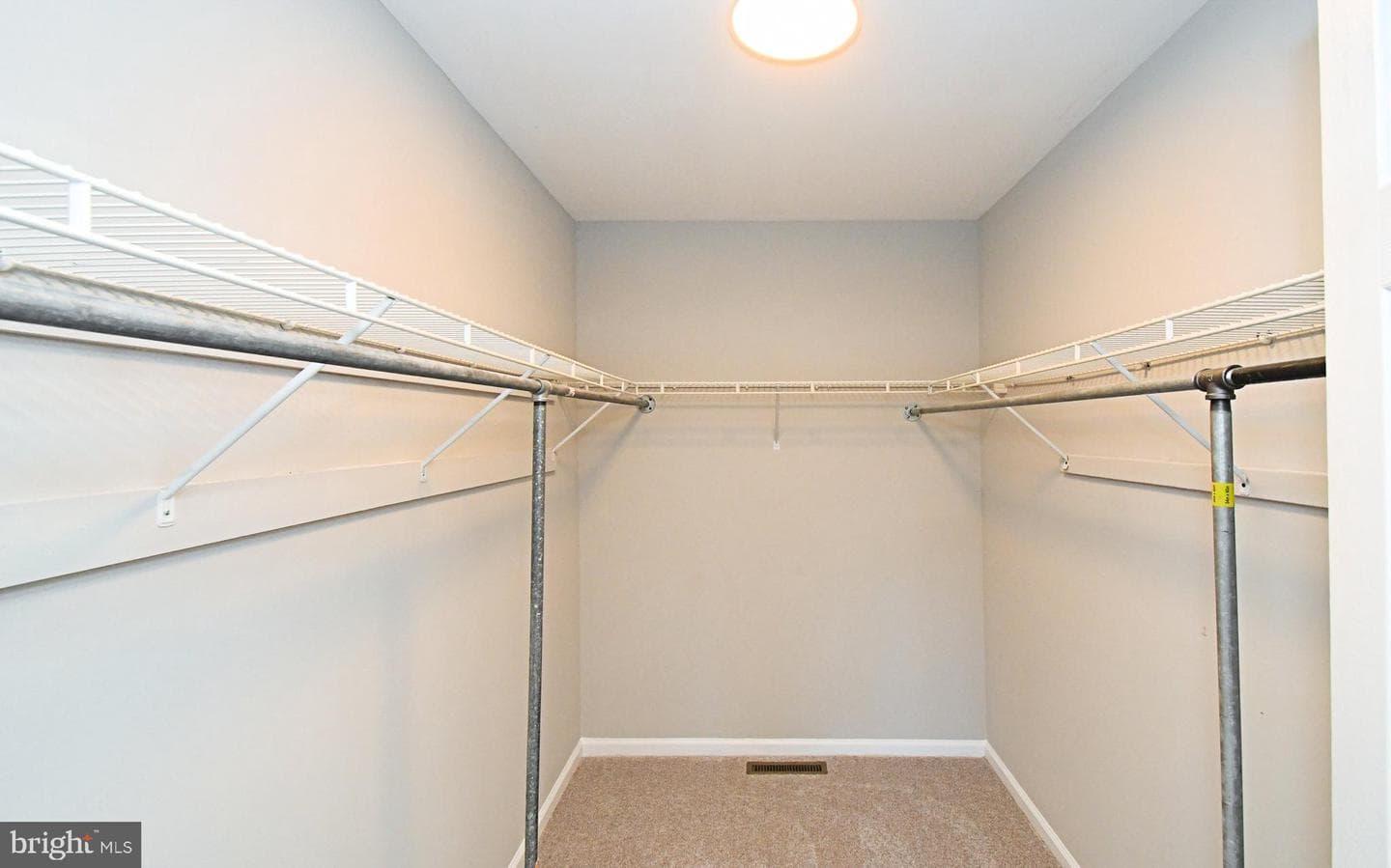 110 Greenfield Lane photo 35