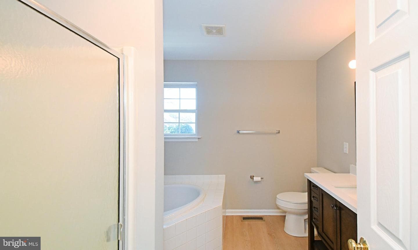 110 Greenfield Lane photo 36