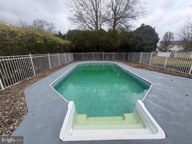 110 Greenfield Lane photo 60