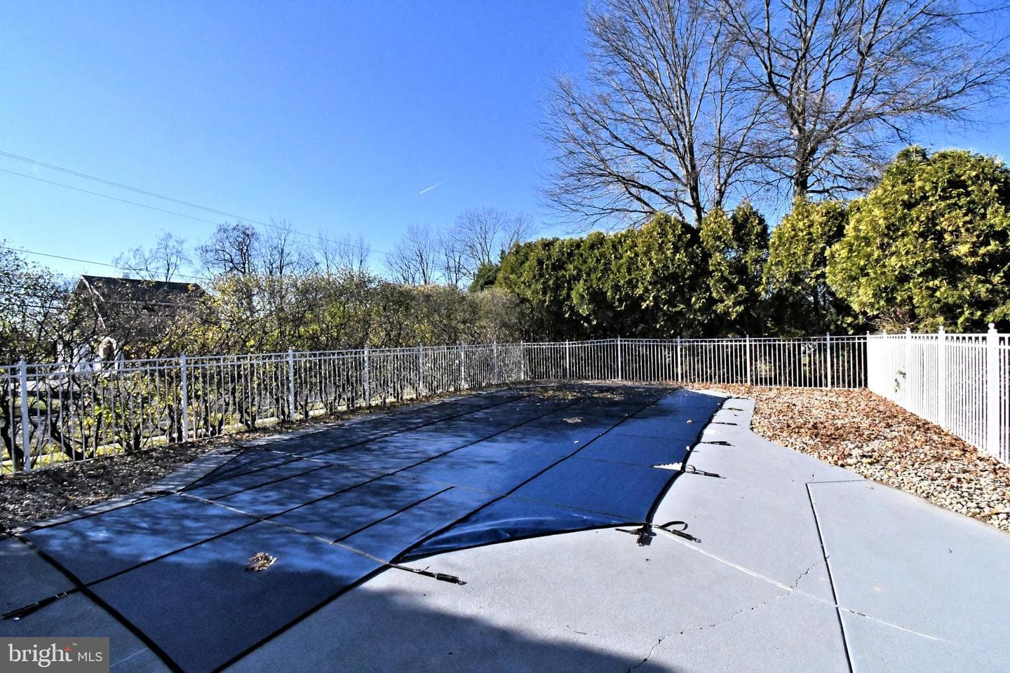110 Greenfield Lane photo 63