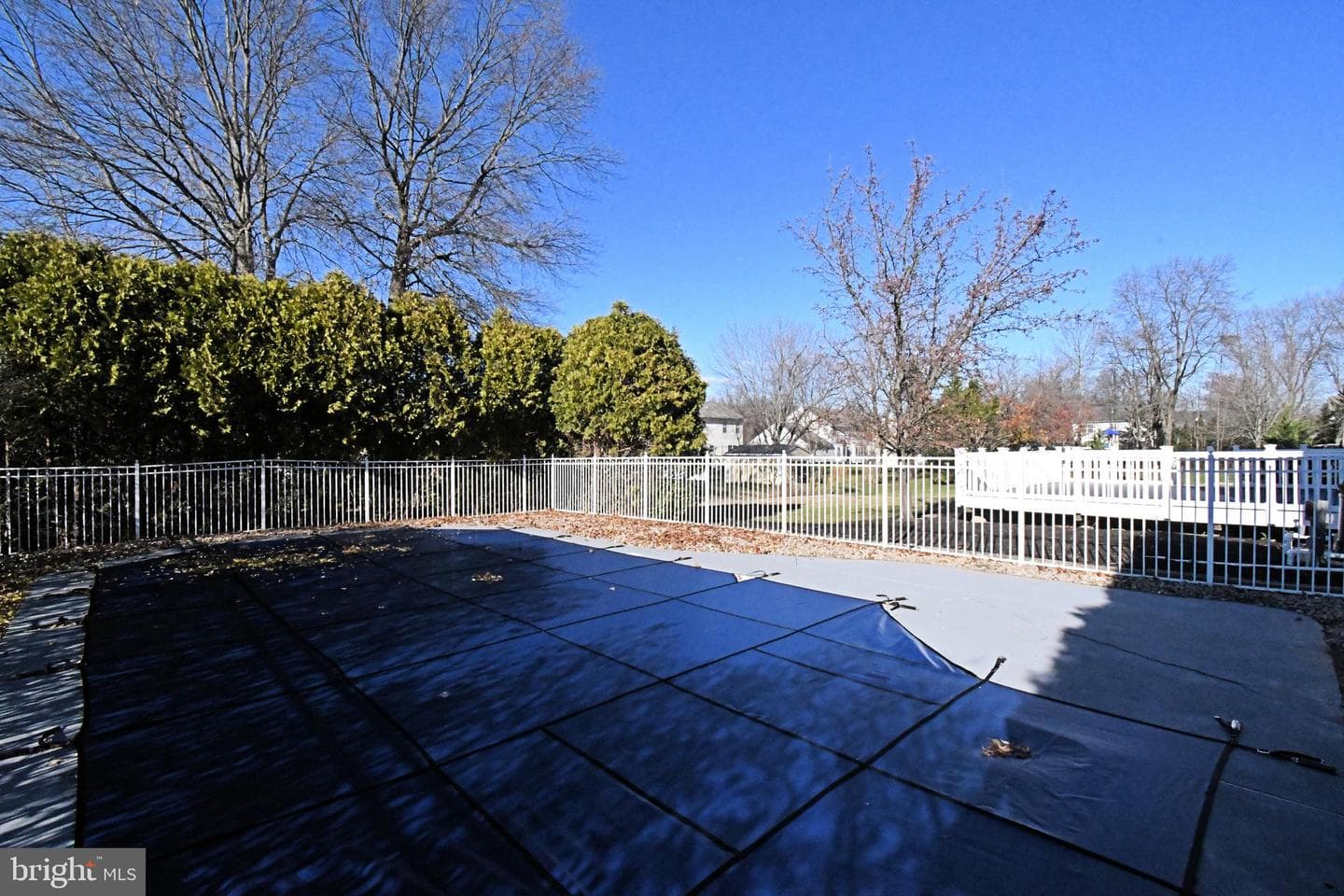 110 Greenfield Lane photo 65