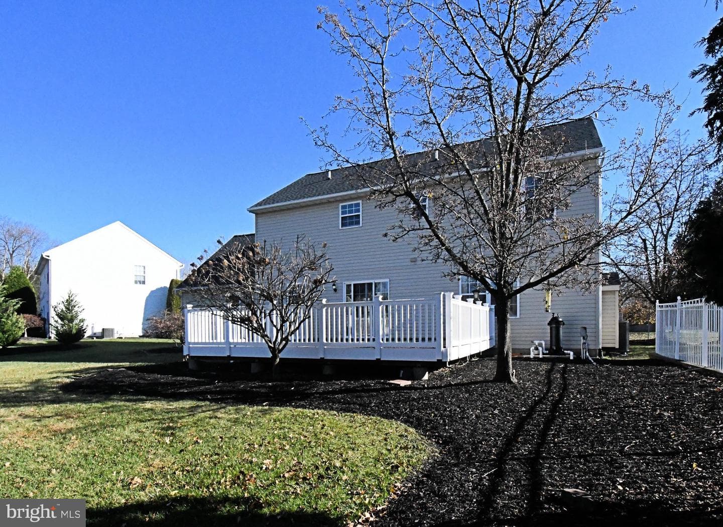 110 Greenfield Lane photo 67