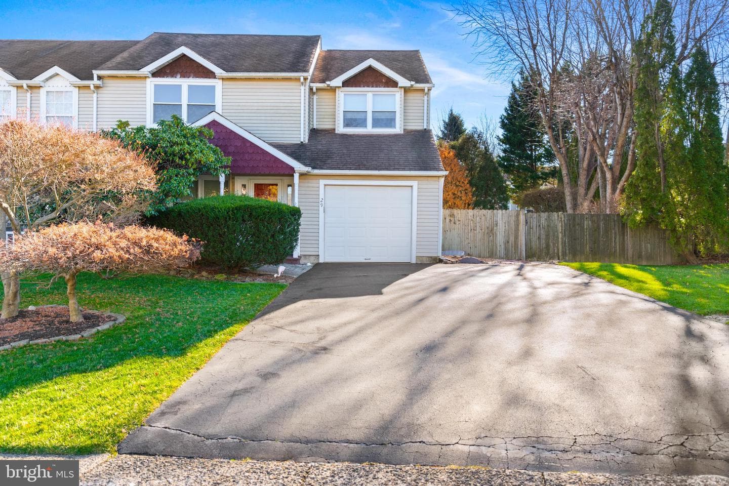 29 Tree Bark Lane photo 12