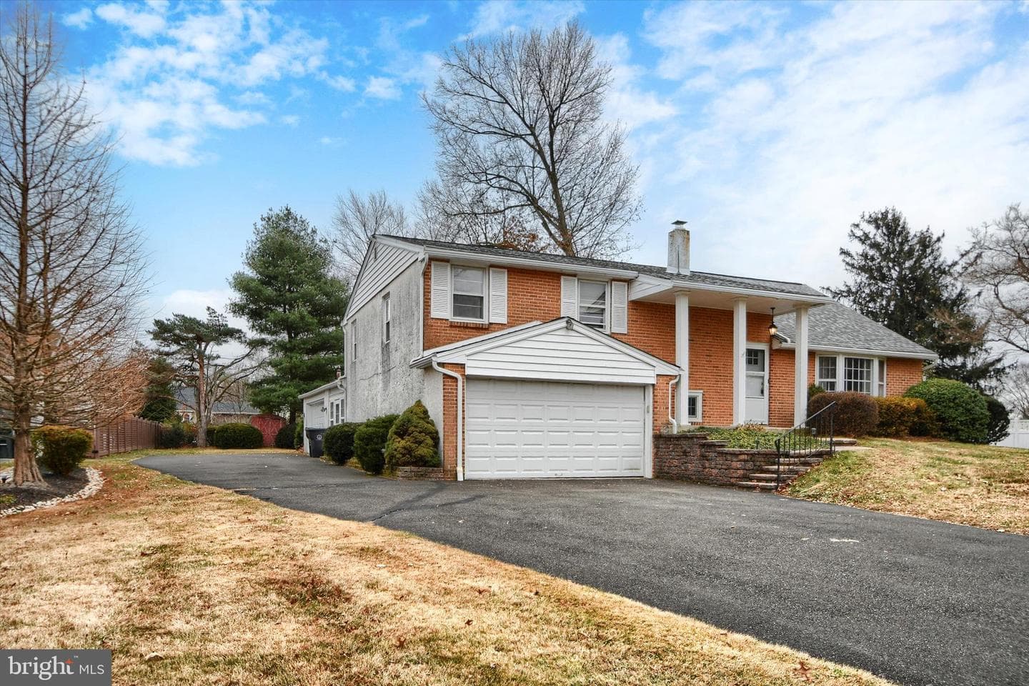 246 Holly Hill Road photo 1