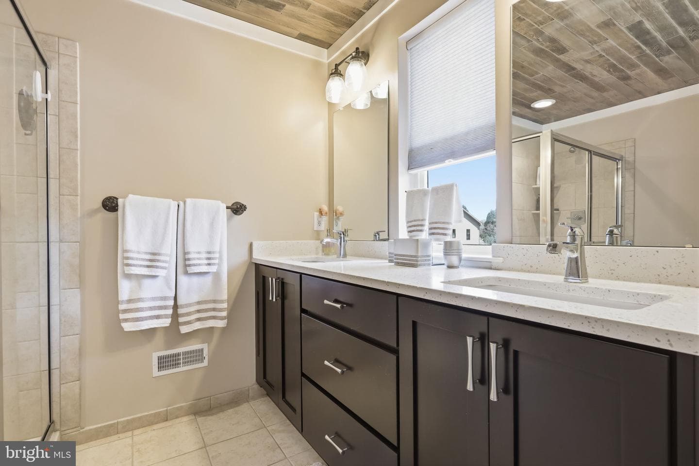 20 Sienna Place photo 22