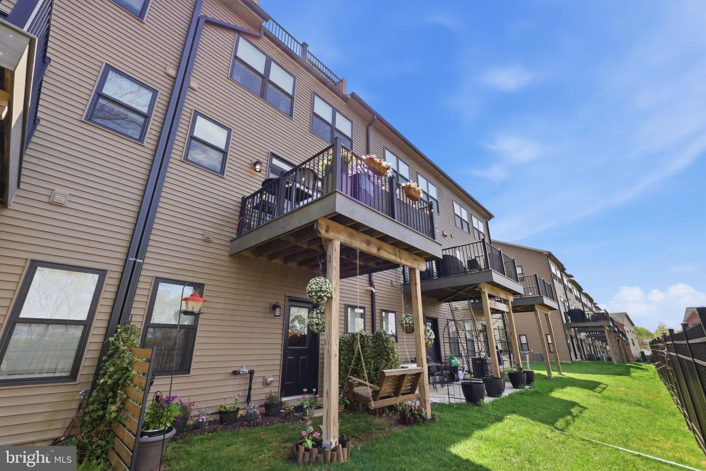 20 Sienna Place photo 42