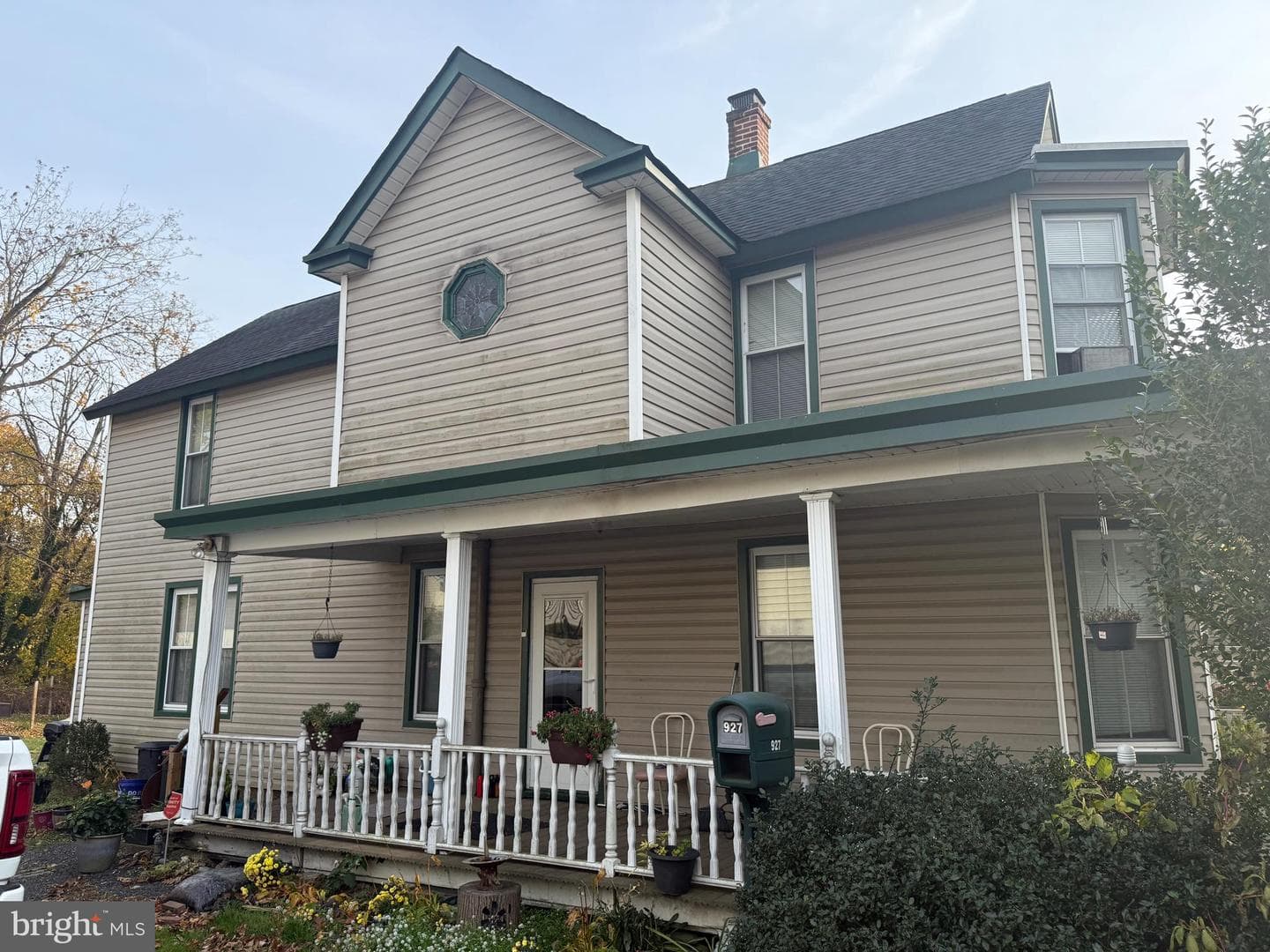 927 Bellevue Avenue photo 2