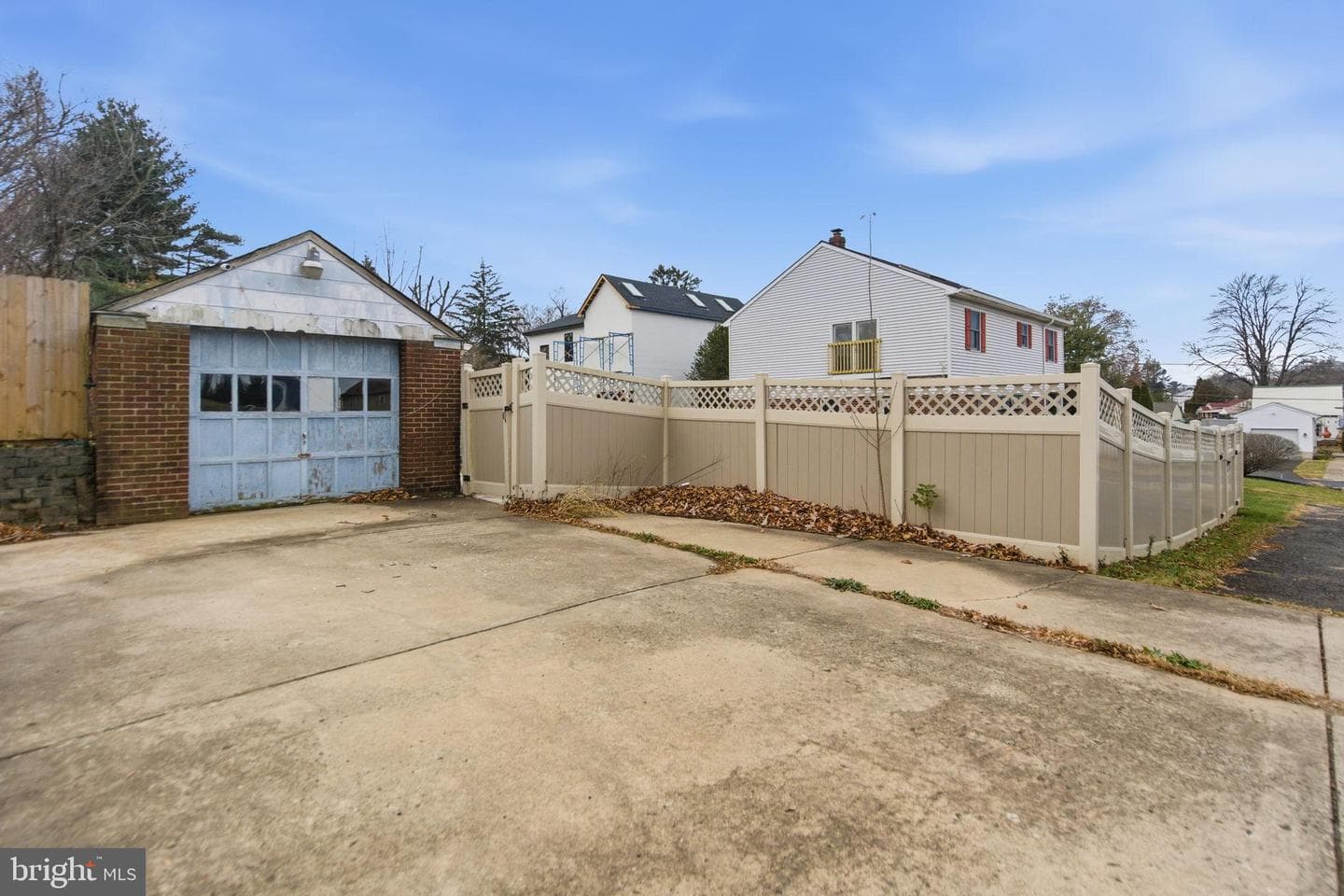 423 Harding photo 40