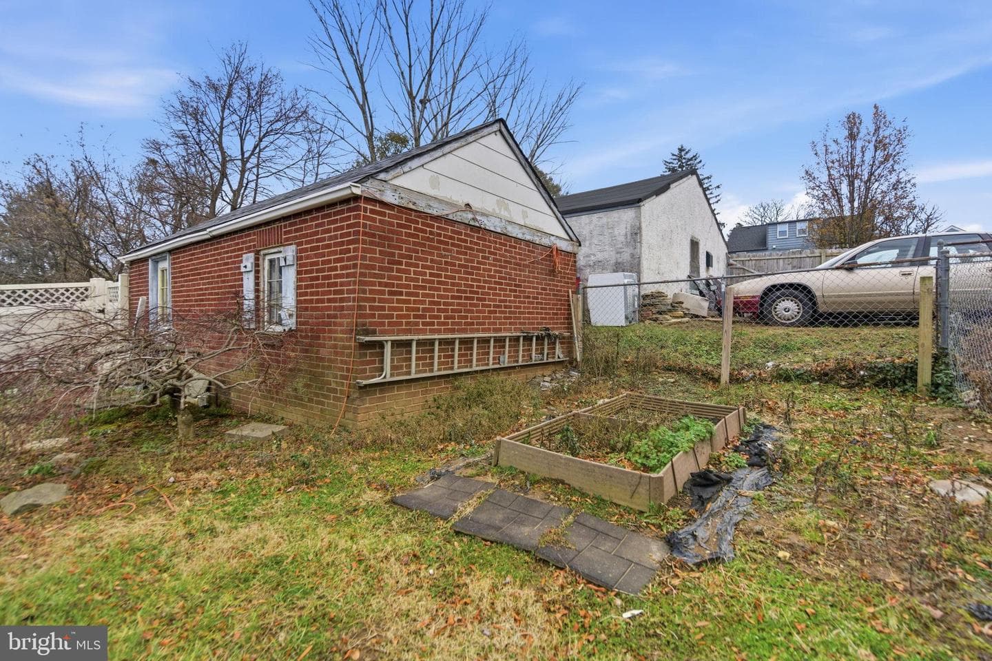 423 Harding photo 41