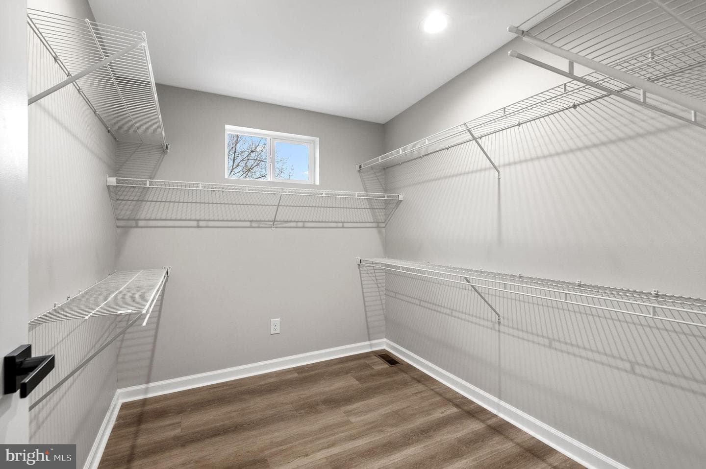 47 E College Avenue photo 23