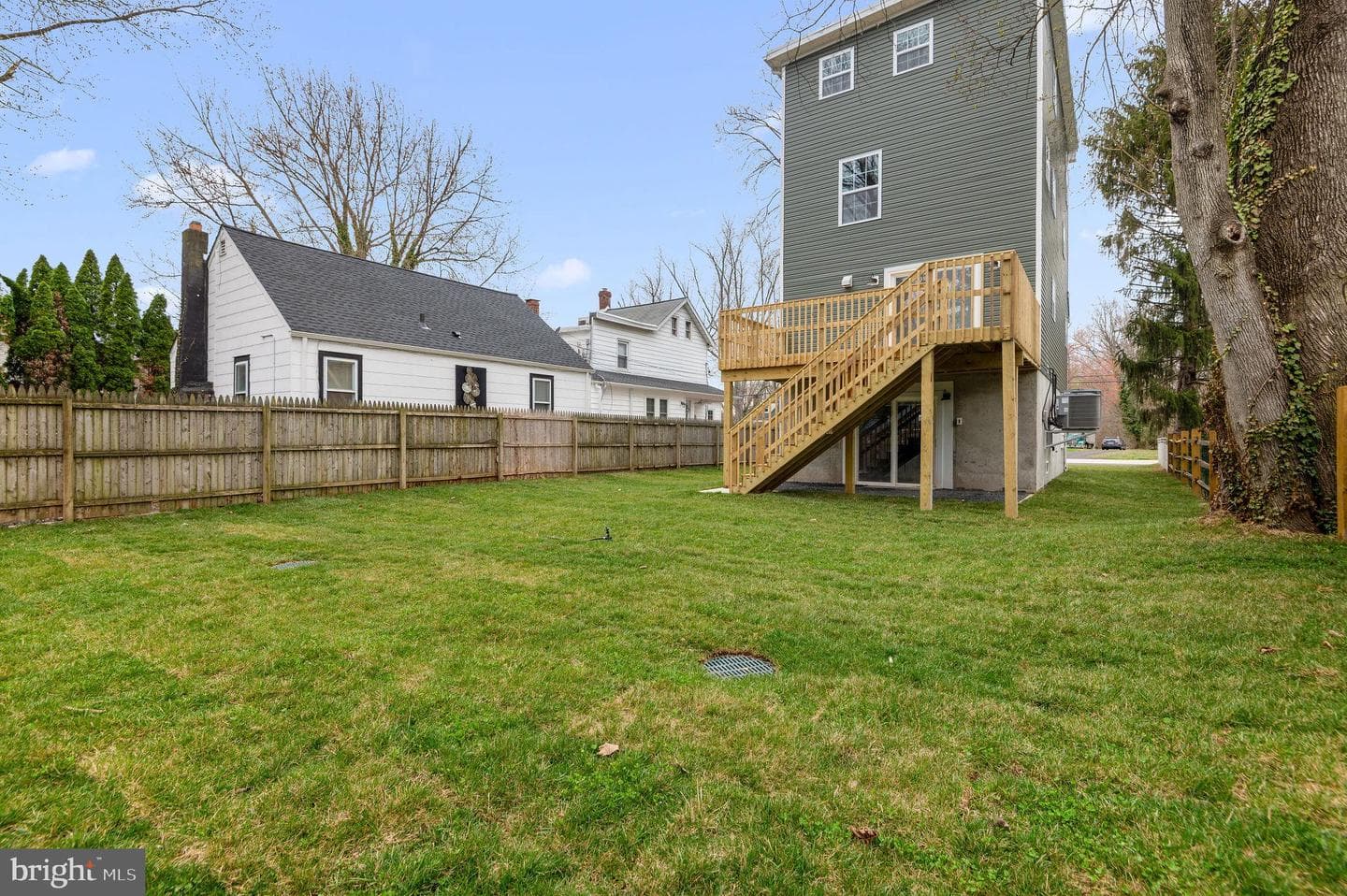47 E College Avenue photo 28