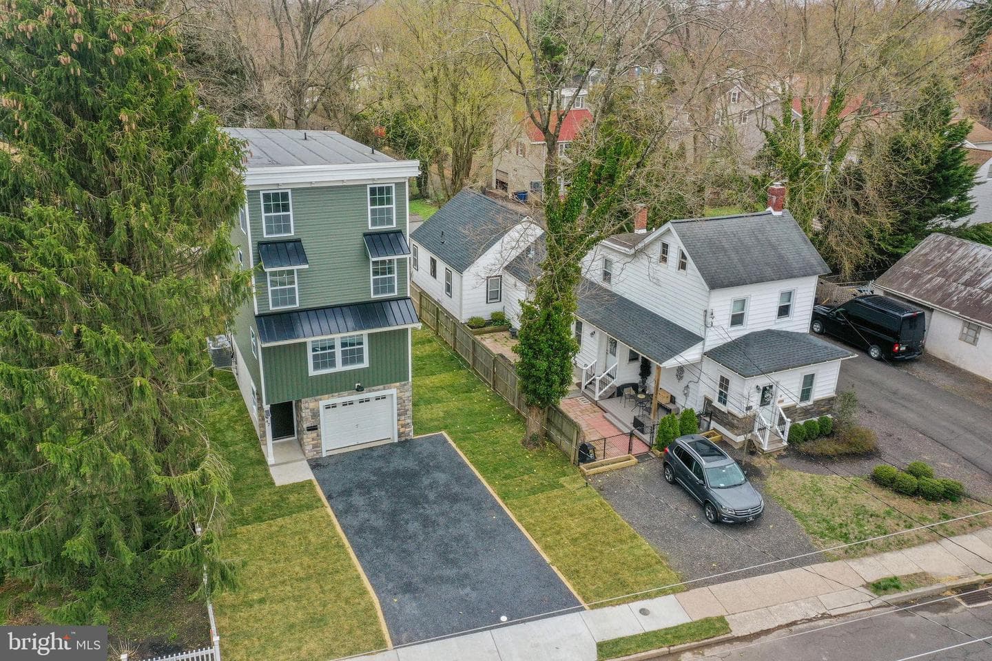 47 E College Avenue photo 31