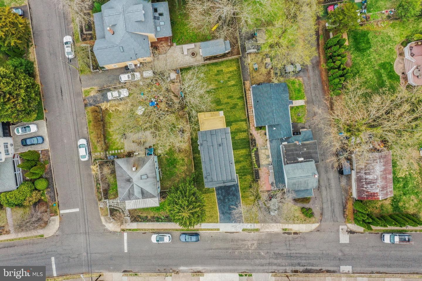 47 E College Avenue photo 37