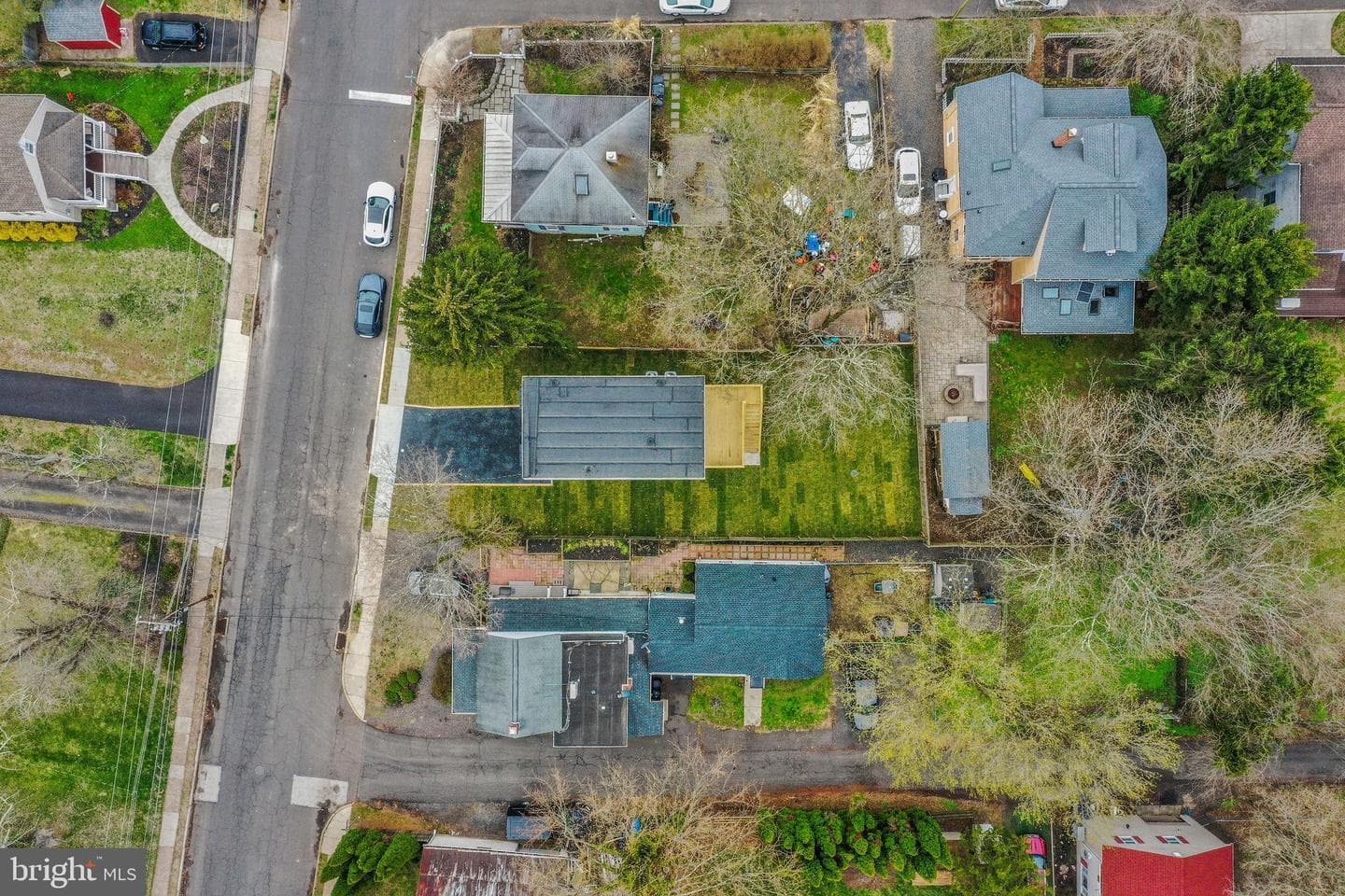 47 E College Avenue photo 38