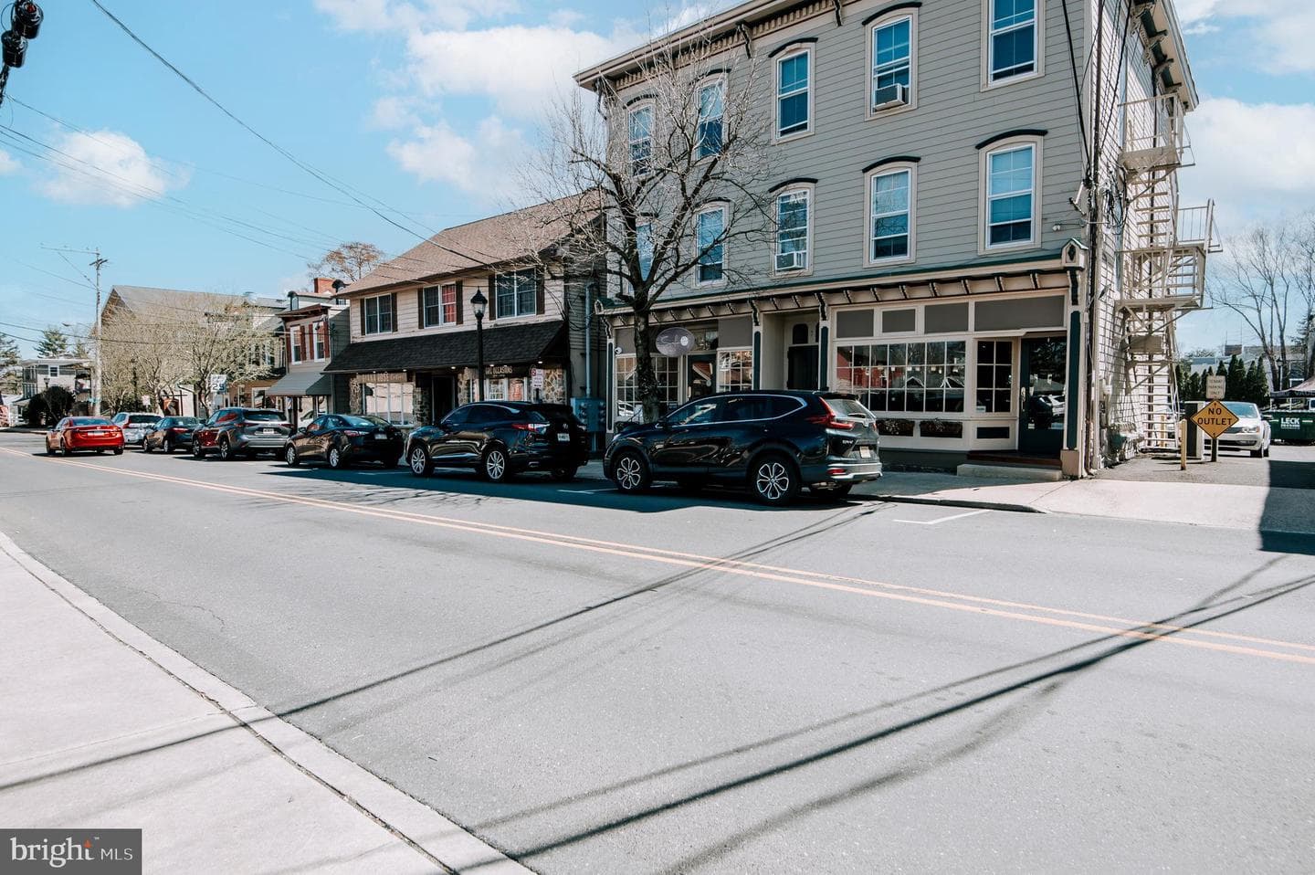 47 E College Avenue photo 45