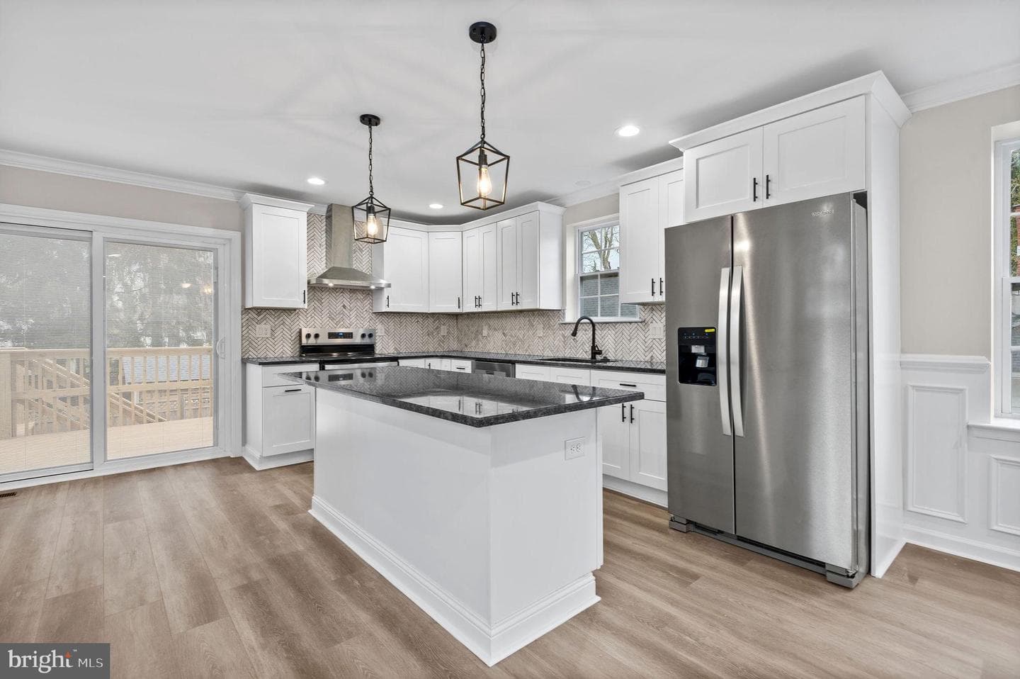 47 E College Avenue photo 5