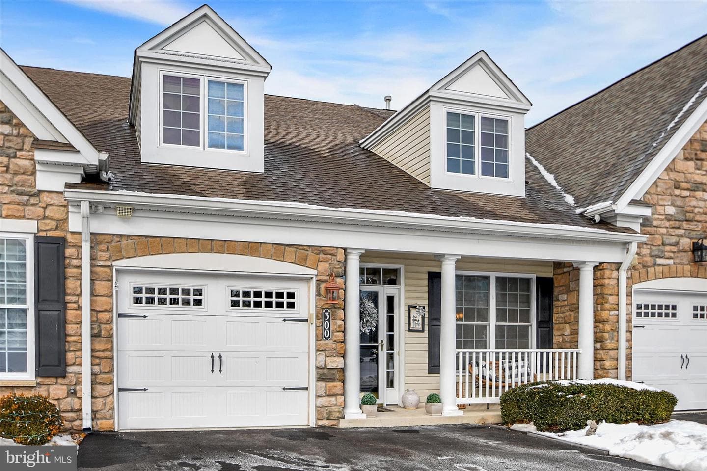 300 Reagan Drive photo 2