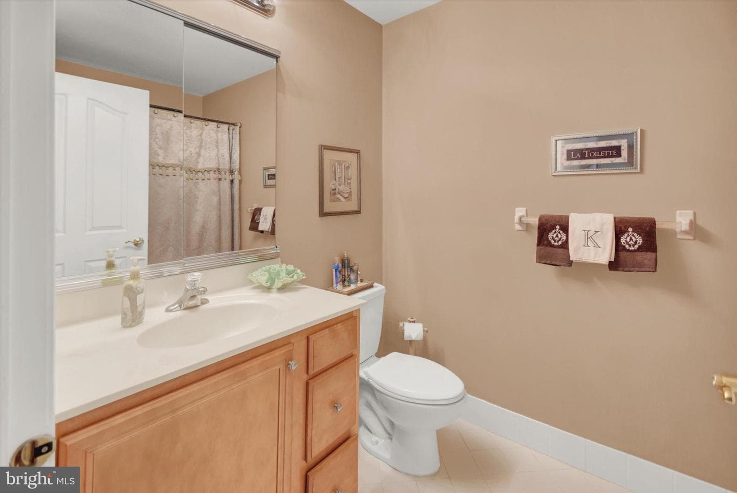 300 Reagan Drive photo 36