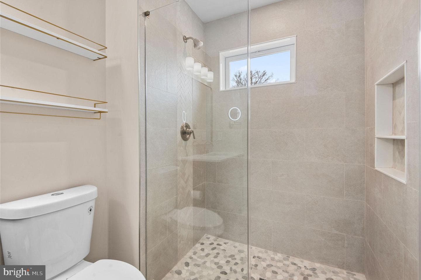 54 German Avenue photo 19