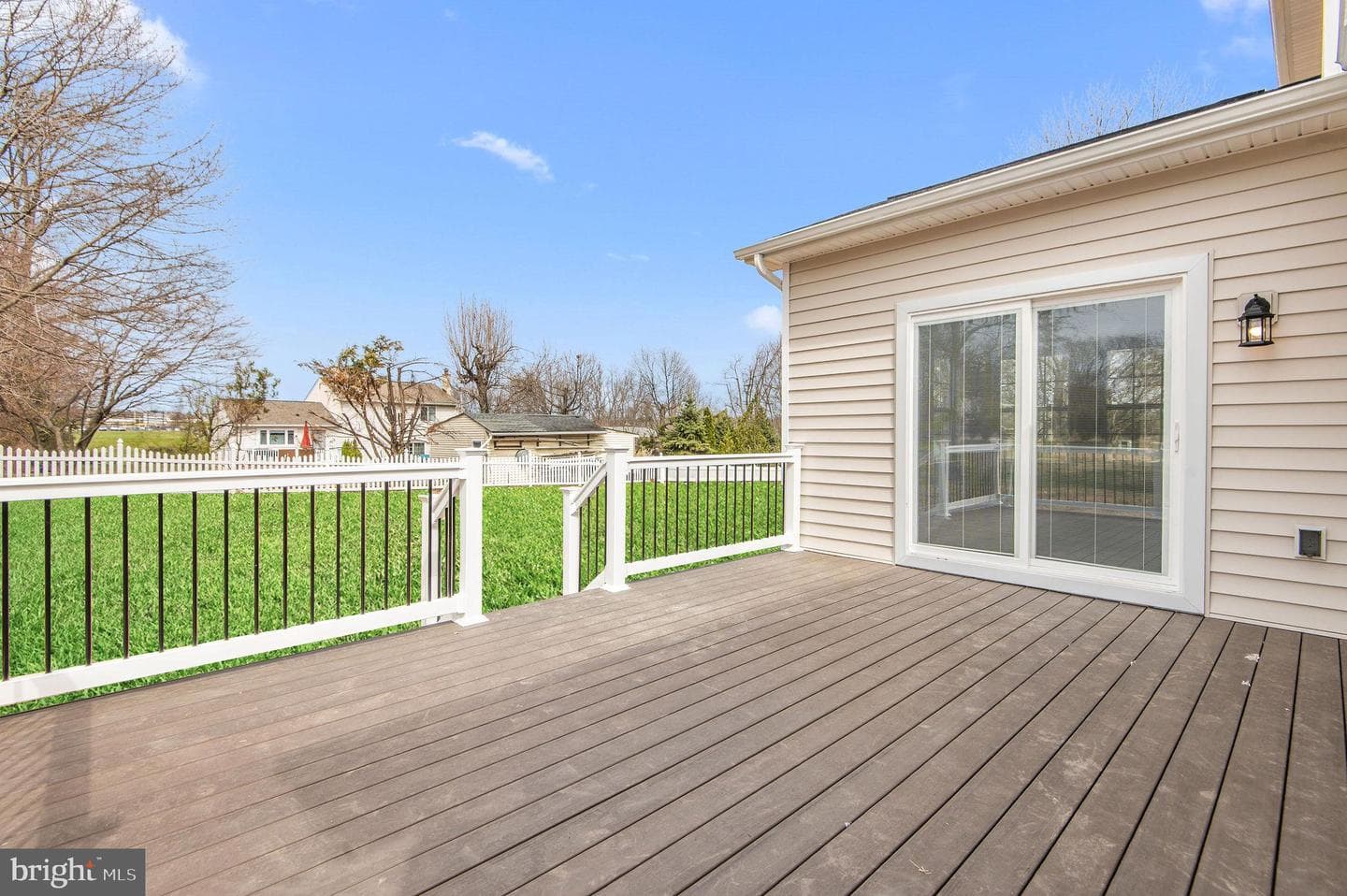 54 German Avenue photo 38