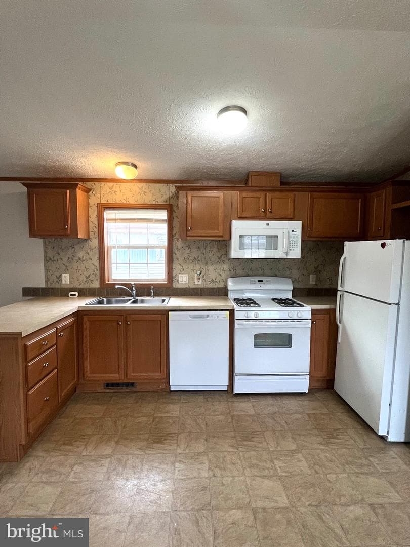 1302 Gibson Road #135 photo 2