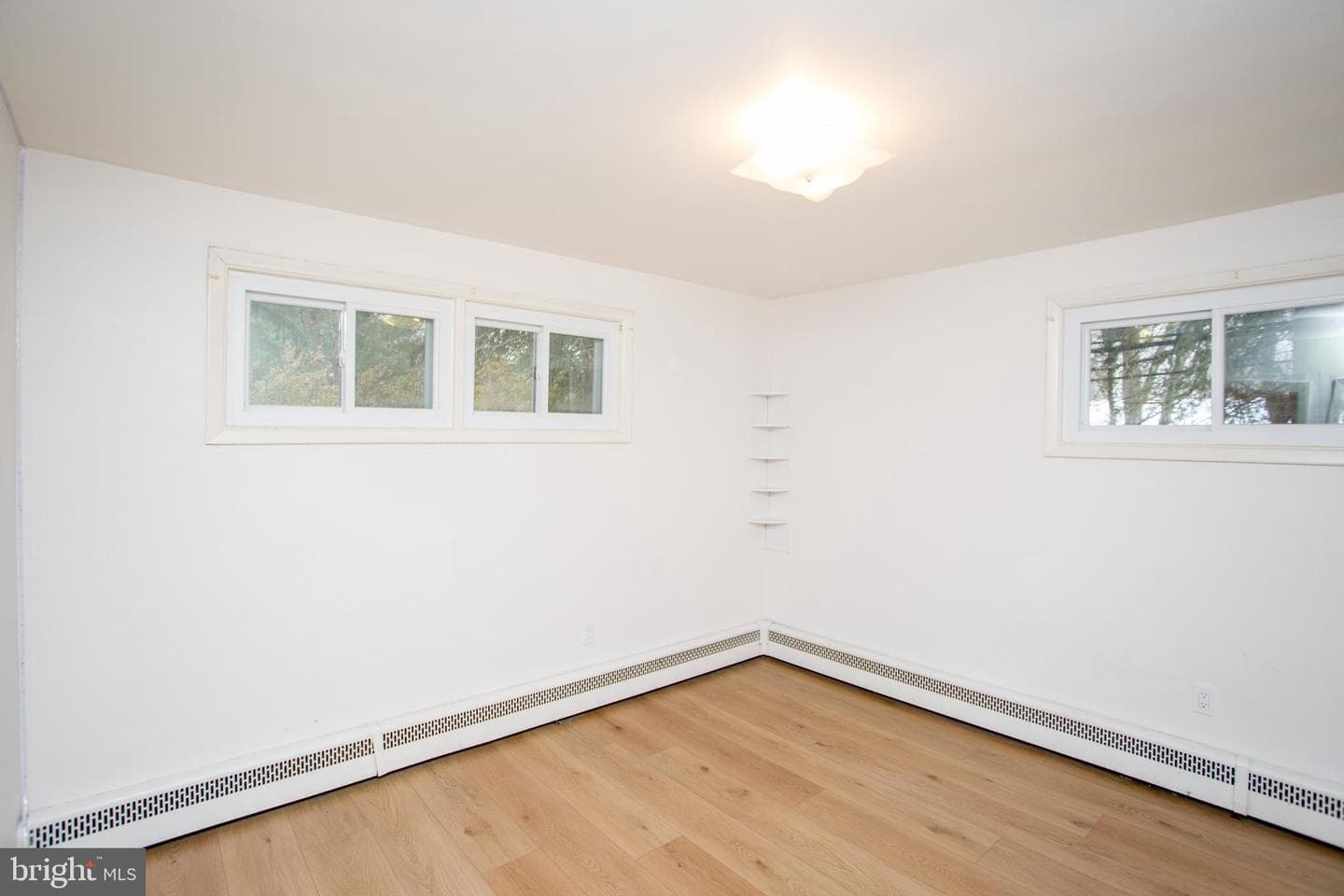 527 Lexington Avenue photo 24