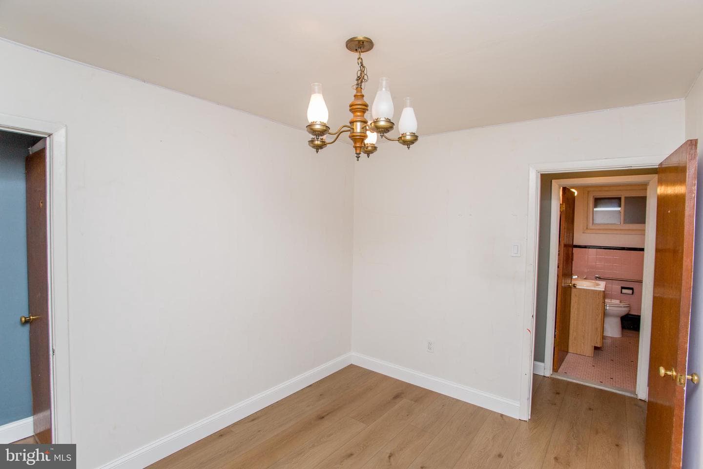 527 Lexington Avenue photo 26