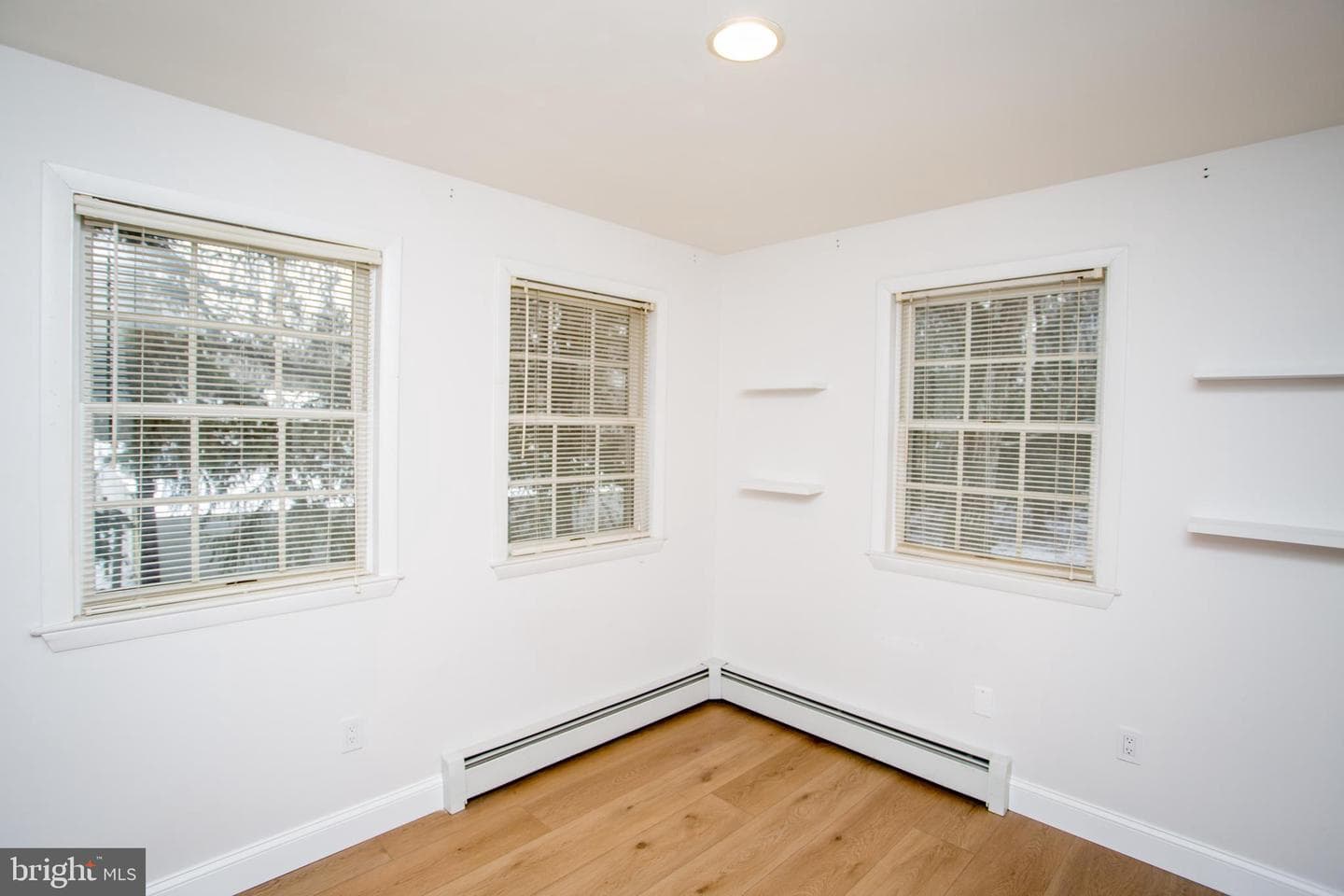 527 Lexington Avenue photo 28