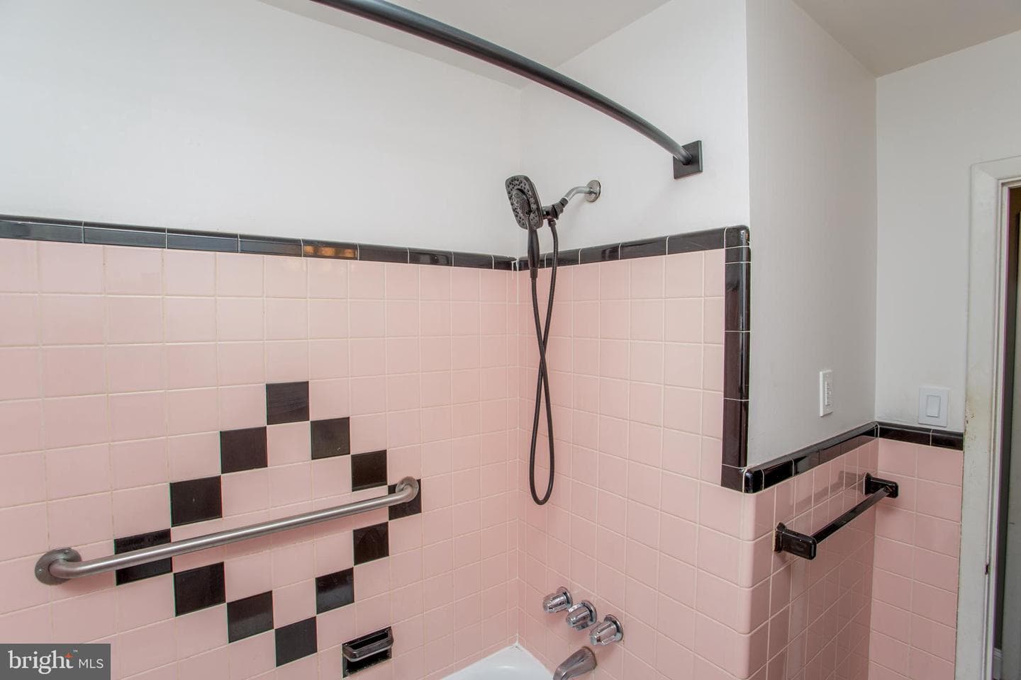 527 Lexington Avenue photo 32