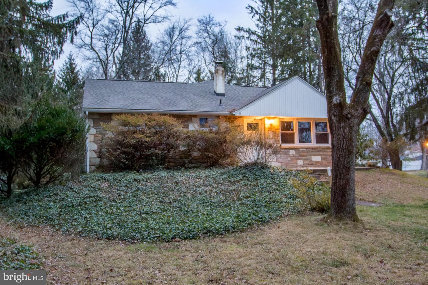 527 Lexington Avenue photo 42