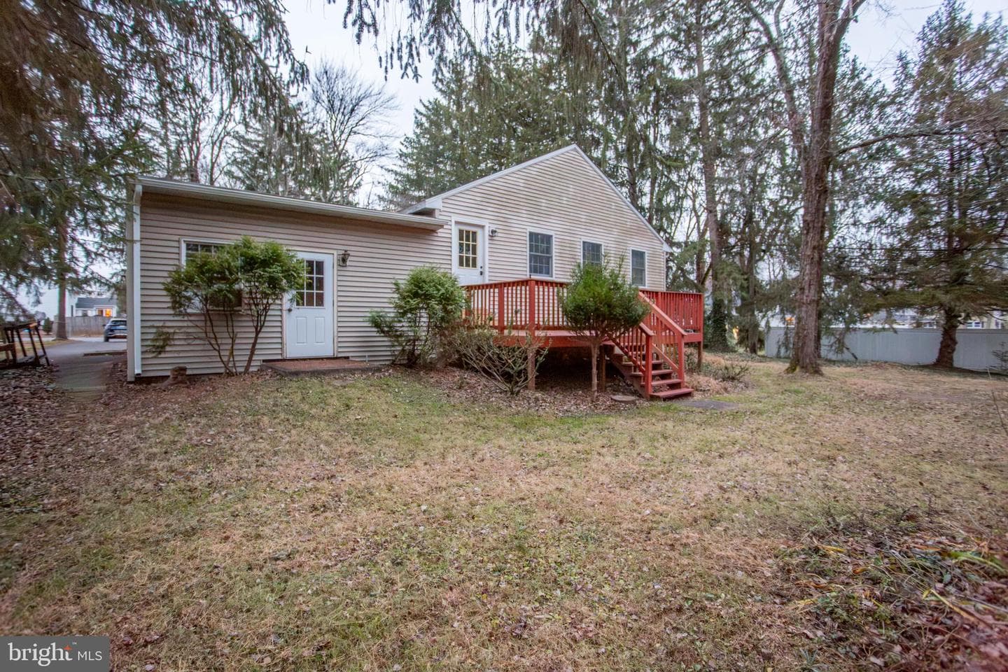 527 Lexington Avenue photo 46