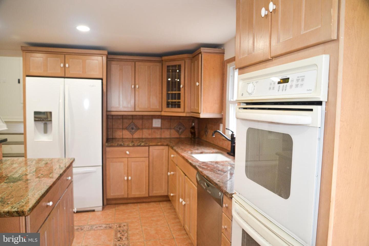 114 Nursery Avenue photo 13