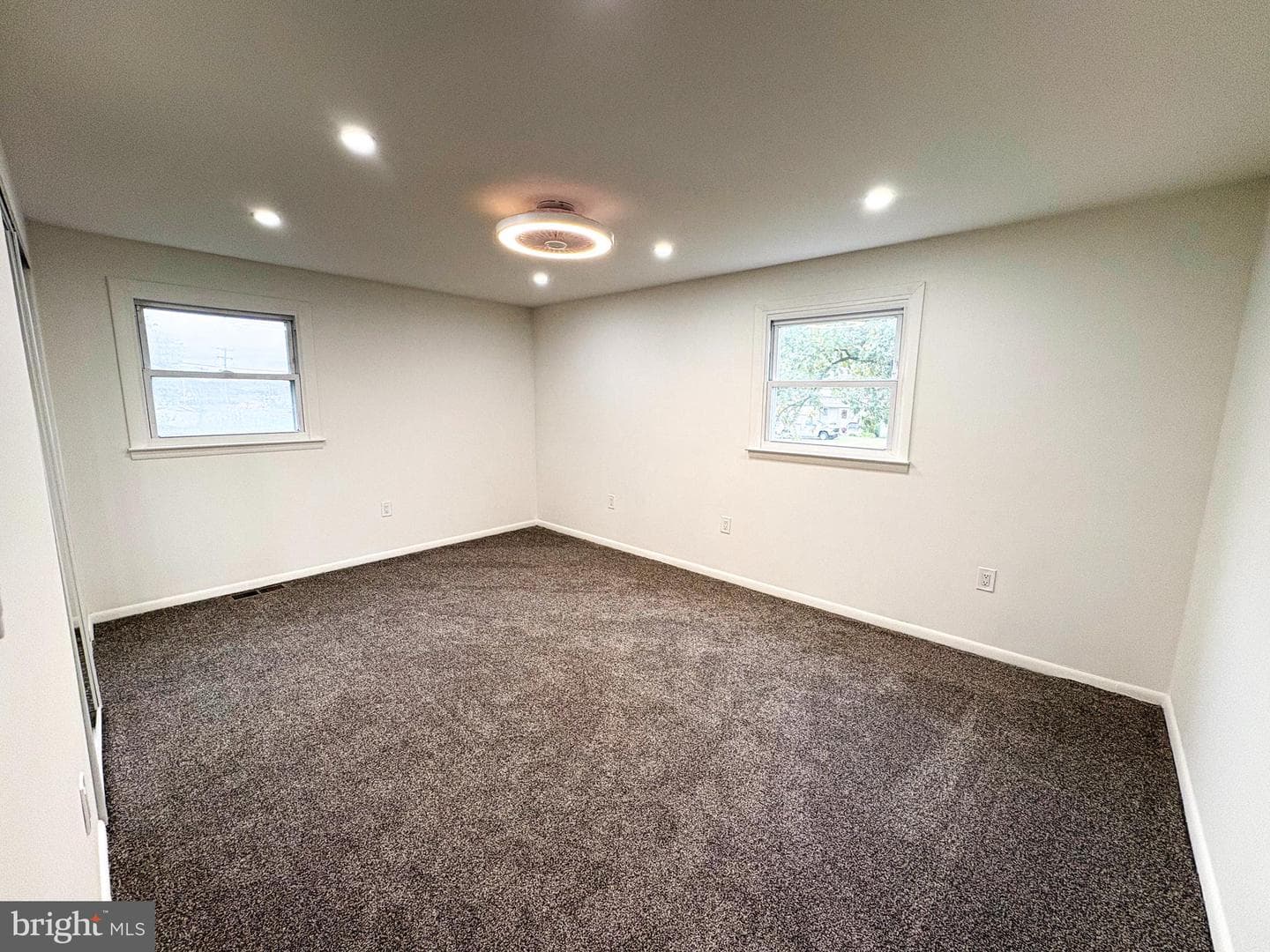 114 Nursery Avenue photo 20