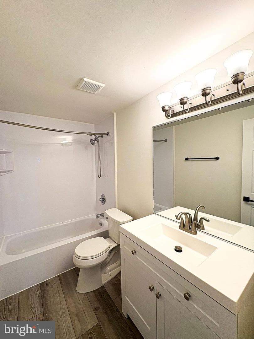114 Nursery Avenue photo 27