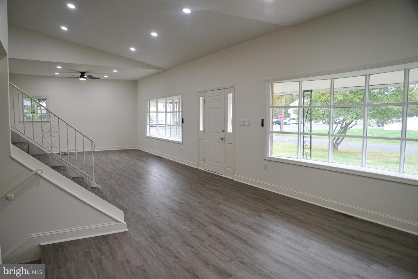 114 Nursery Avenue photo 31