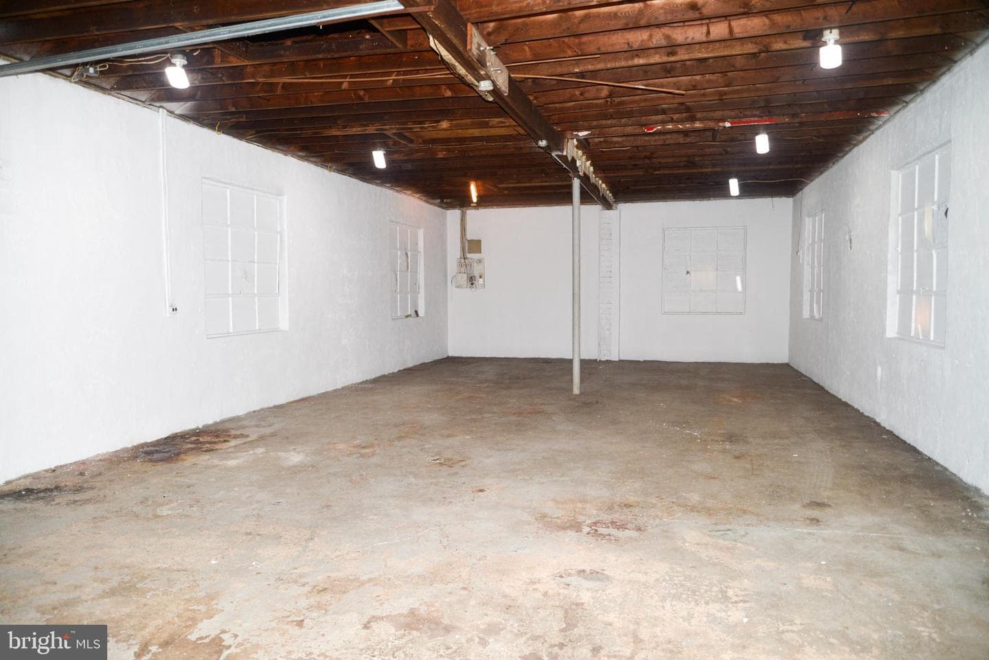 114 Nursery Avenue photo 44