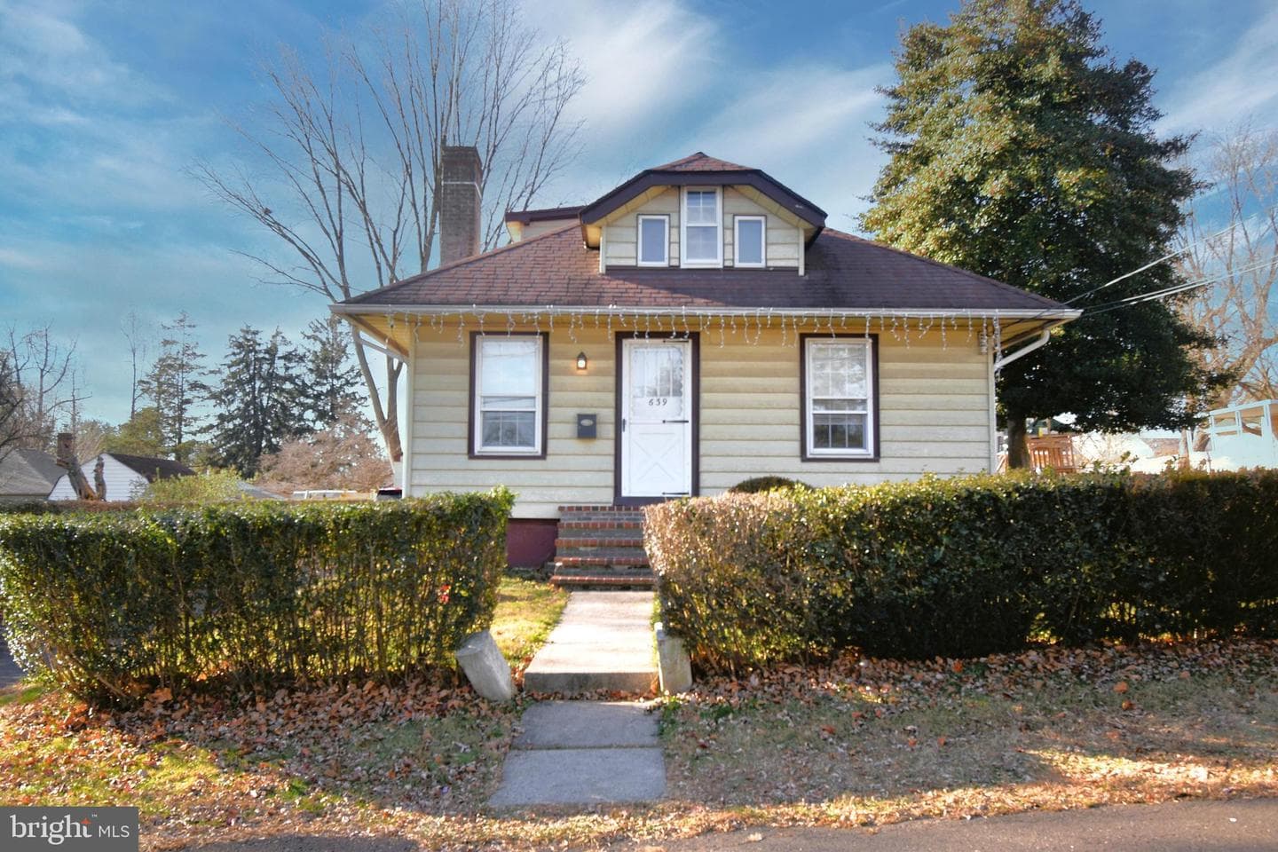 639 C Avenue photo 2