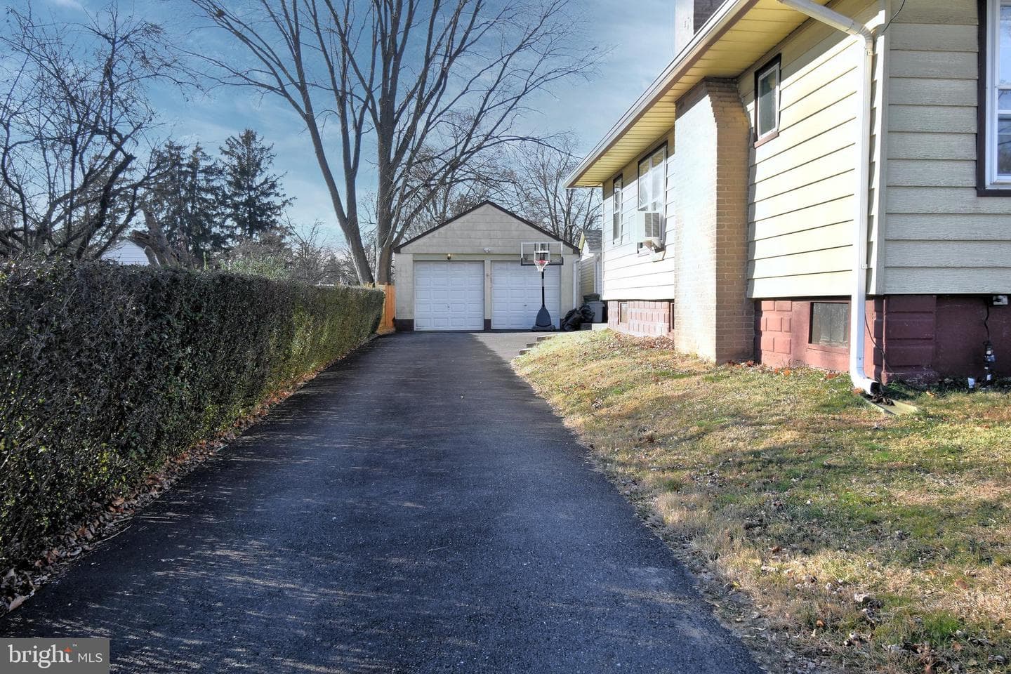 639 C Avenue photo 23